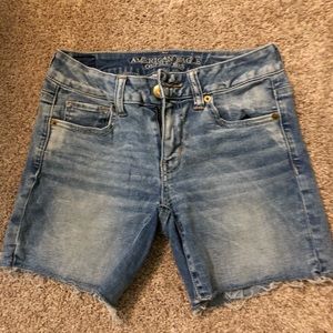 Women’s  American Eagle jean shorts